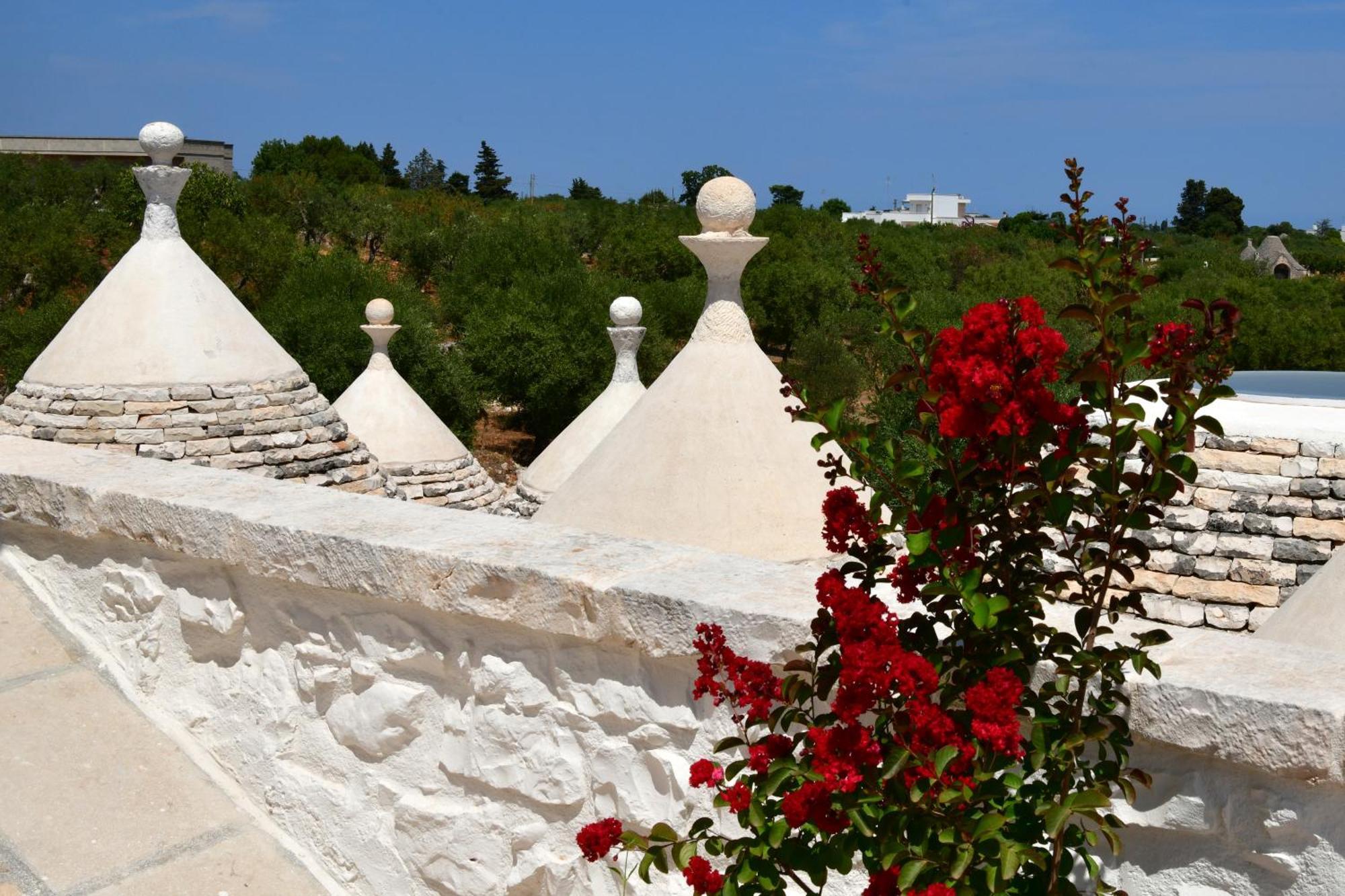 Lamarossa Trulli & Suites Antonelli Eksteriør billede