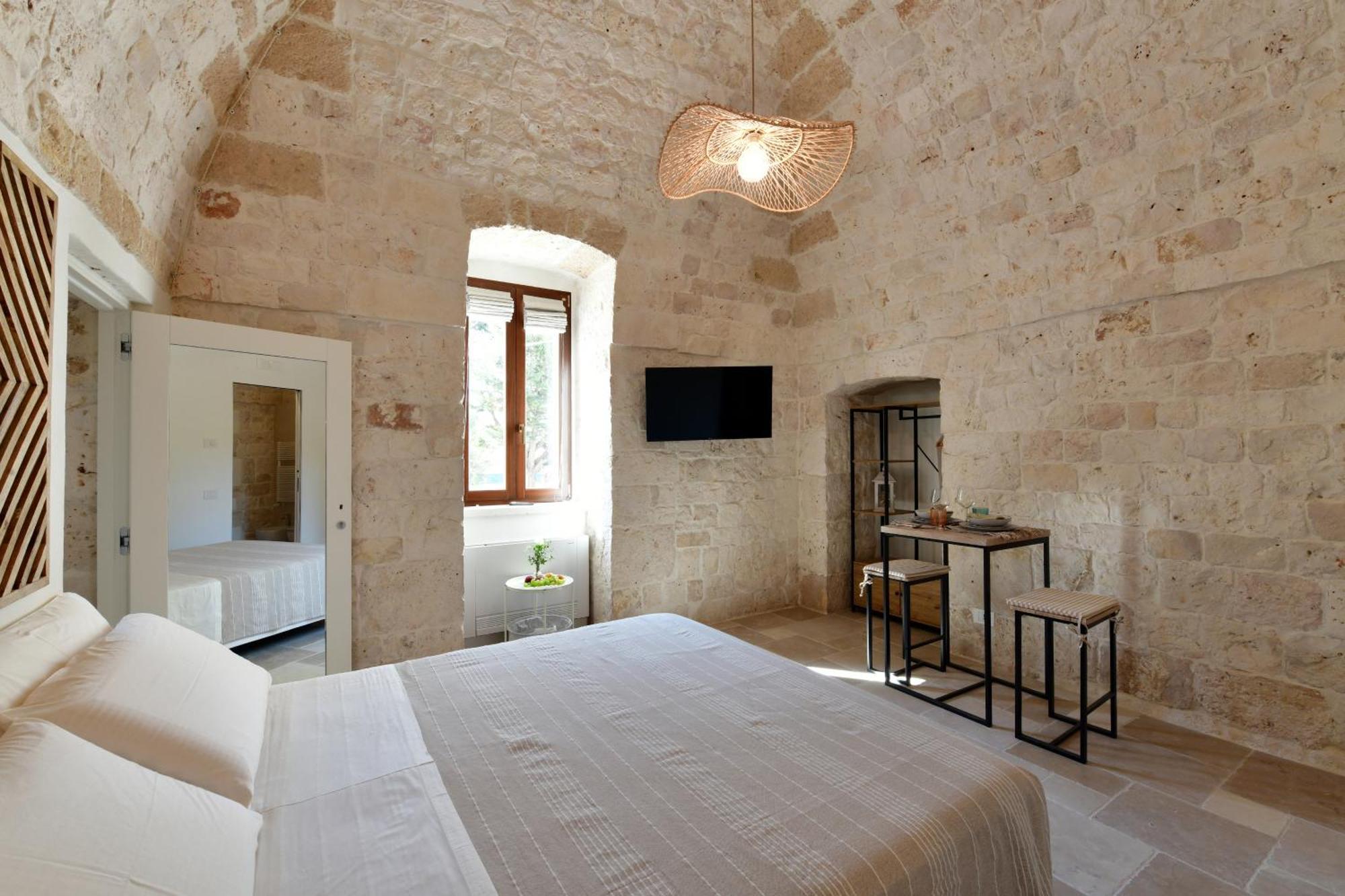 Lamarossa Trulli & Suites Antonelli Eksteriør billede