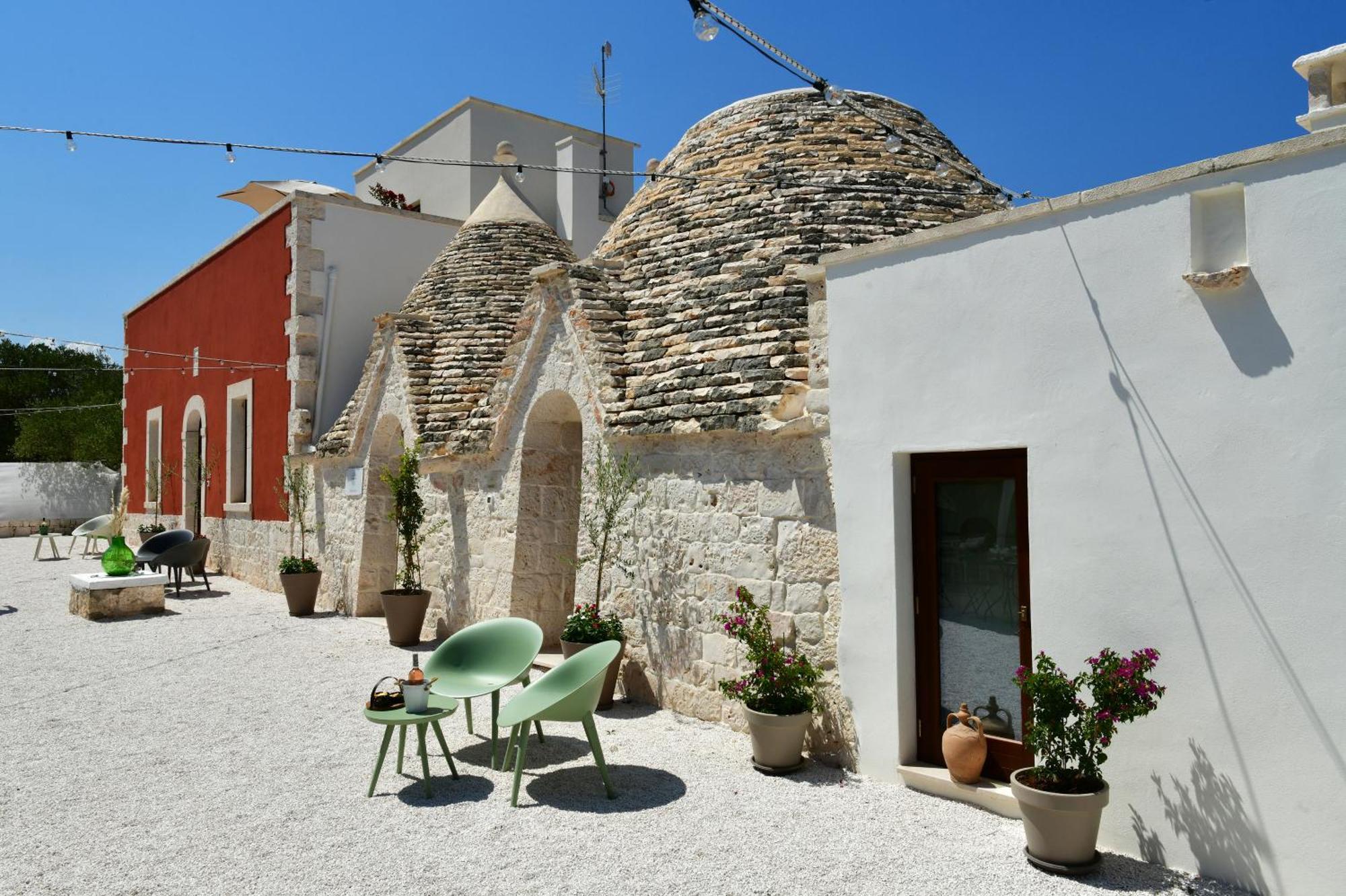 Lamarossa Trulli & Suites Antonelli Eksteriør billede