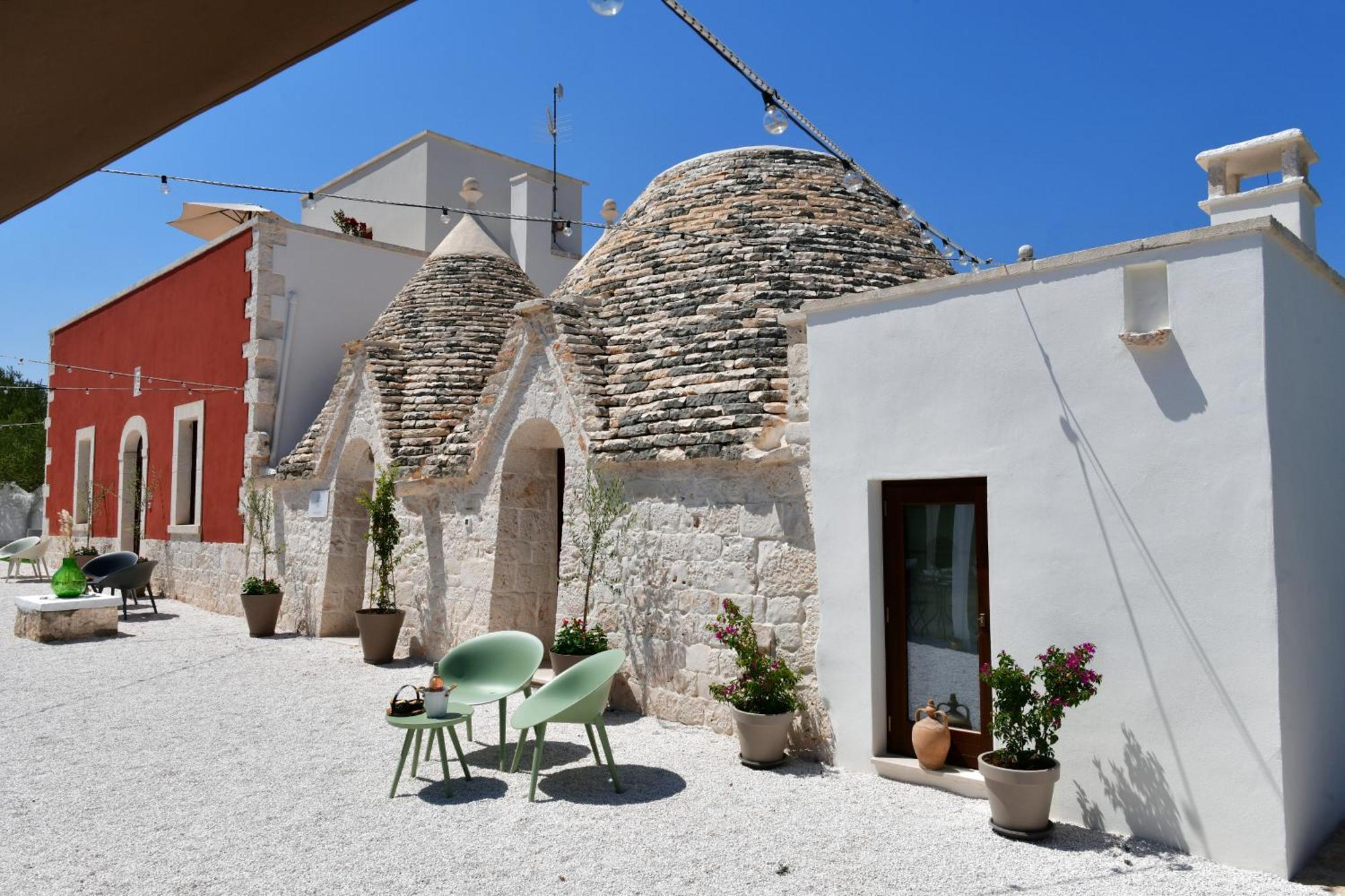 Lamarossa Trulli & Suites Antonelli Eksteriør billede
